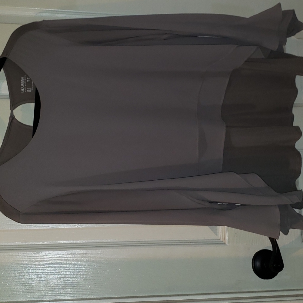 Lisa Rinna blouse - Picture 5 of 6